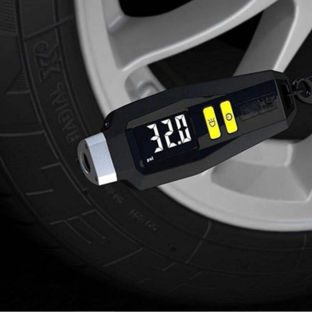Axooms Compact Digital Tyre Pressure Gauge with Keyring – LED Display, 5–99 PSI