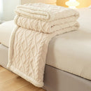 Axooms Fluffy Sherpa Blanket, Warm 200 x 230 cm, Thick Oversized XXL Throw Blanket, Soft Large Fleece Blanket for Sofa, Bed and Couch, Winter Blanket