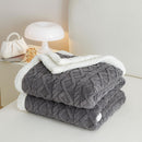 Axooms Fluffy Sherpa Blanket, Warm 200 x 230 cm, Thick Oversized XXL Throw Blanket, Soft Large Fleece Blanket for Sofa, Bed and Couch, Winter Blanket