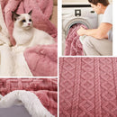 Axooms Fluffy Sherpa Blanket, Warm 200 x 230 cm, Thick Oversized XXL Throw Blanket, Soft Large Fleece Blanket for Sofa, Bed and Couch, Winter Blanket