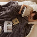 Axooms Fluffy Sherpa Blanket, Warm 200 x 230 cm, Thick Oversized XXL Throw Blanket, Soft Large Fleece Blanket for Sofa, Bed and Couch, Winter Blanket